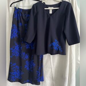 Studio 1 Navy Blue Skirt Set With Vibrant Bright Blue Flowers size 10